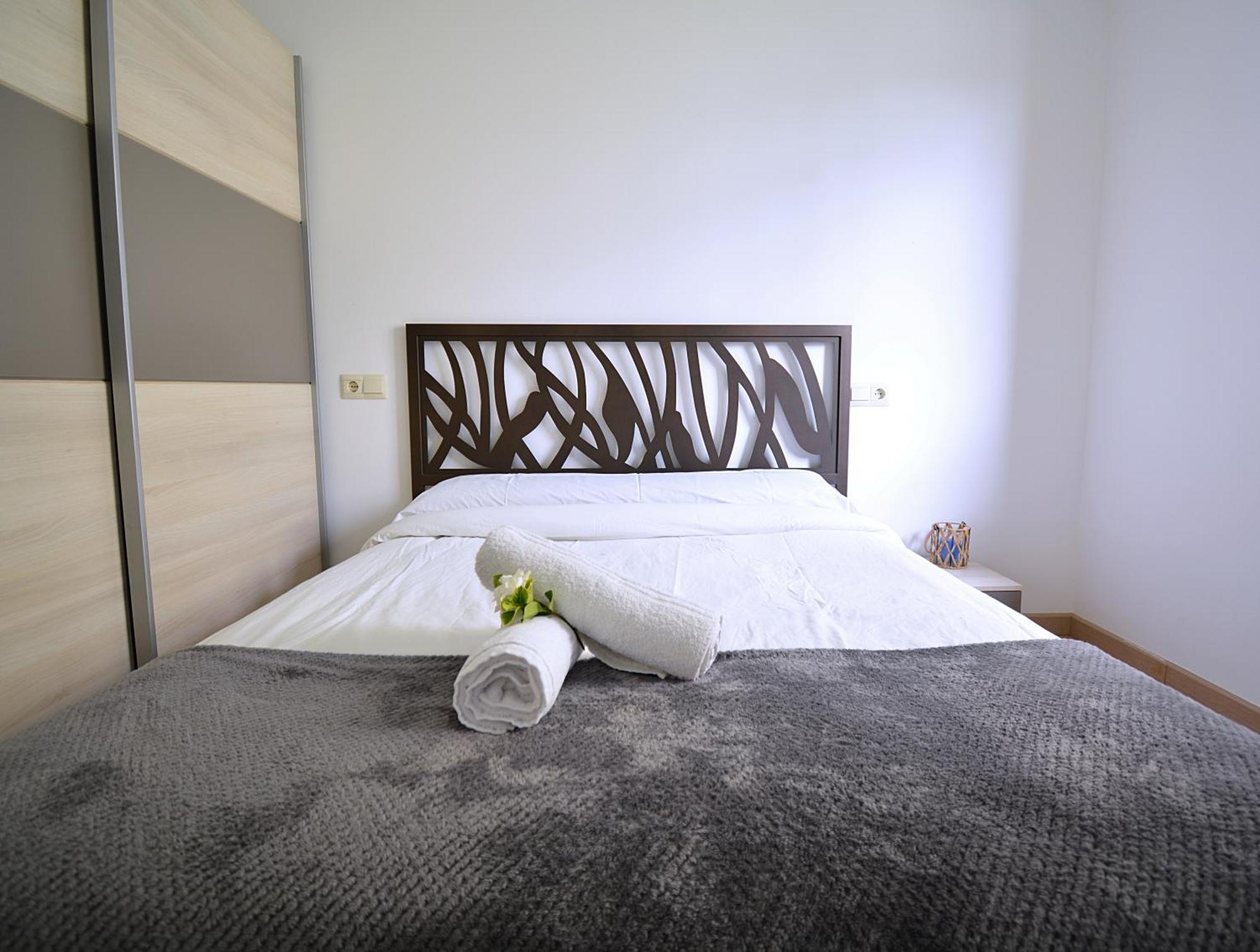 Con Terraza En San Vicente Apartment O Grove